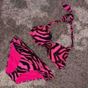 VS bombshell swim suit